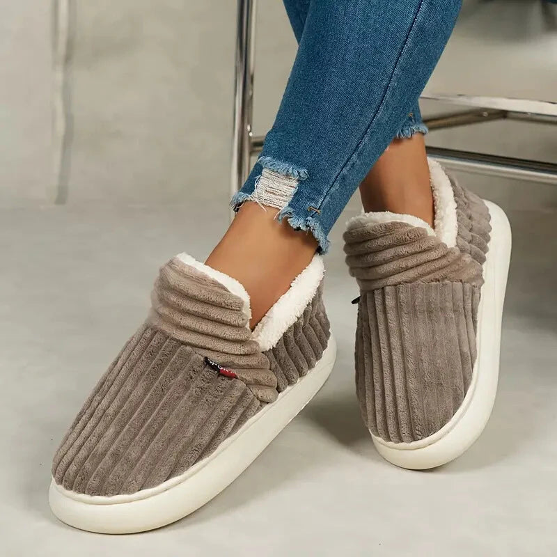 Ribbed Slippers With Non Slip Sole